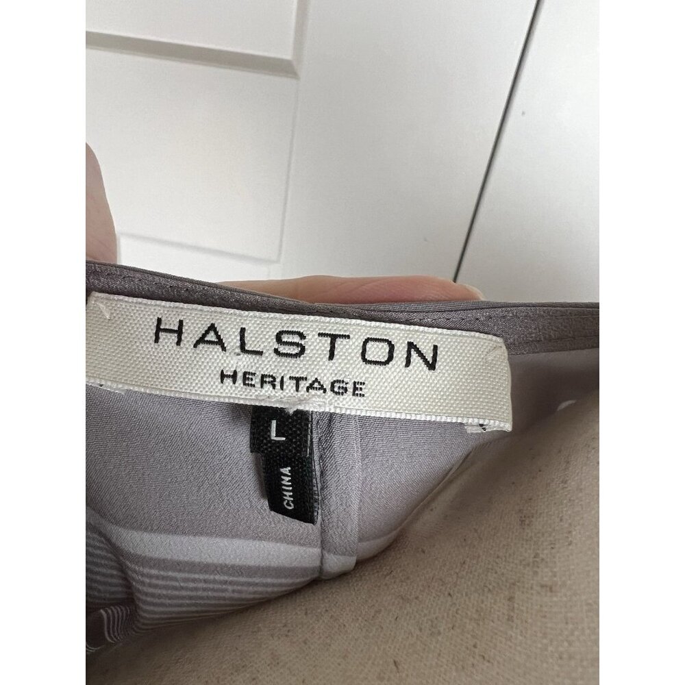 Halston Heritage Gray Graphic Stripe V-Neck Dress Bell Sleeves Pleated Hem Sz L - Picture 9 of 10